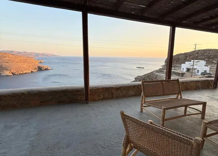 Aside Apokrousi 3* Kithnos